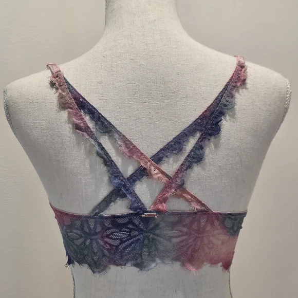 Victoria's Secret PINK 32D Date Racerback Bra - Picture 3 of 11